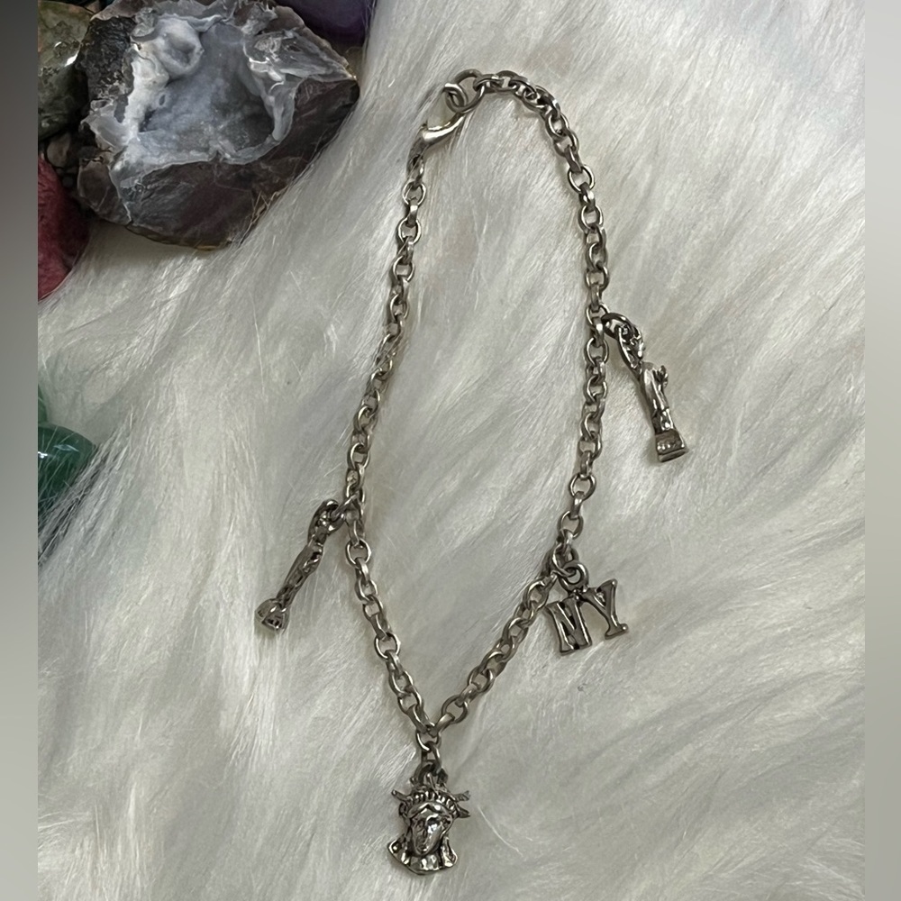 New York Statue Of Liberty Charm Bracelet